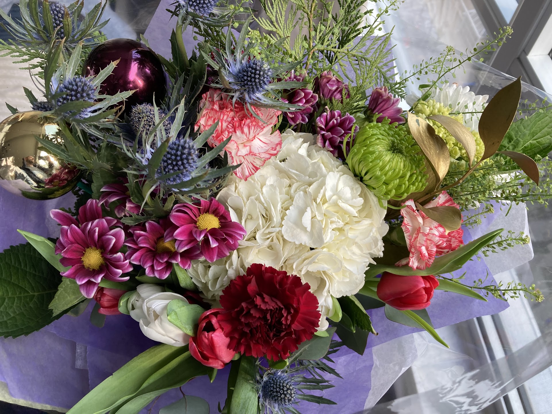Mixed bouquet with hydrangea and carnations
